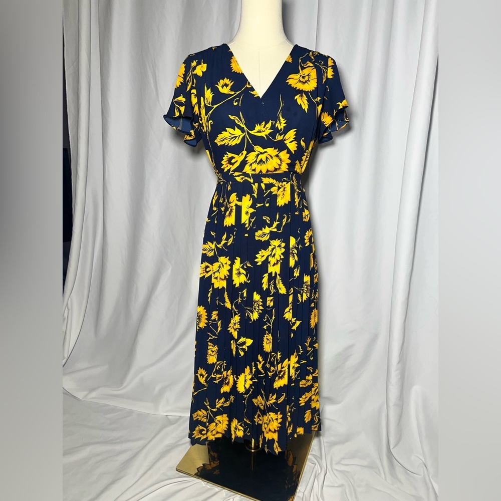 Crew Printed pleated midi wrap dress | size 2 - Picture 5 of 13